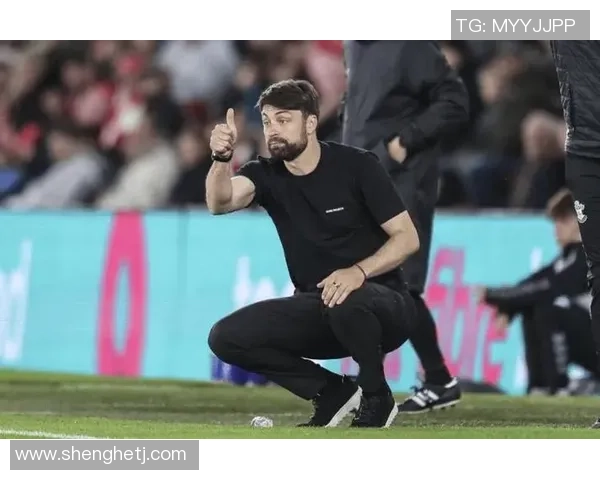 拉塞尔突破自我领衔球队挑战新高峰展现无与伦比的足球天赋