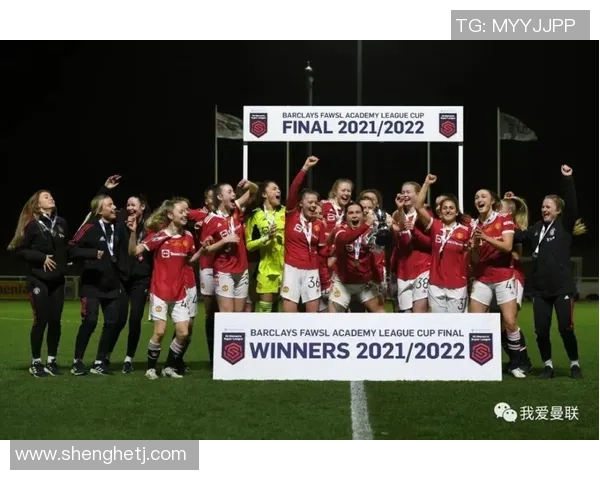 足球巨星荣耀之夜携手球迷共庆盛典惊喜发放丰厚大奖