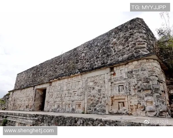 足球星月球探秘：揭开远古文明与现代科技的神秘交汇