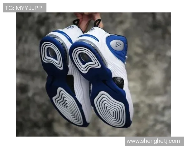 足球鞋磨破见真章 这些球星用破鞋书写传奇故事